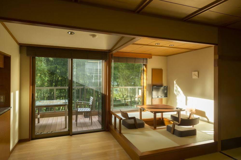 Kuriya Yasohachi Hotel Kaga  Buitenkant foto